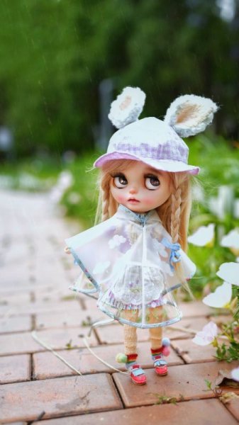 Photo2: rainbow pompom socks ( of Tulips in the Rain ) (2)