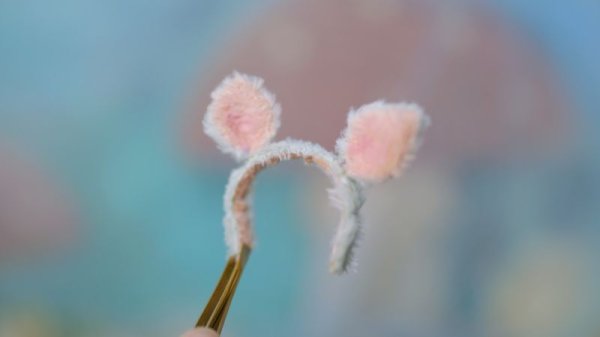 Photo2: lamb ears headband (of Tulips in the Rain) (2)