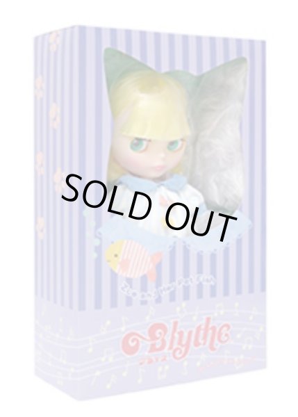 Photo4: Ready to ship Neo Blythe Doll  “Zoe and her pet fish”  (4)