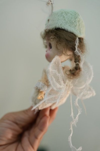 Photo4: White translucent butterfly wings (4)